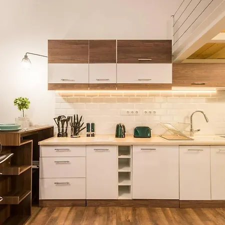 Brody Holiday-Calm And Comfort With Two Double Bed Budapest Exterior photo
