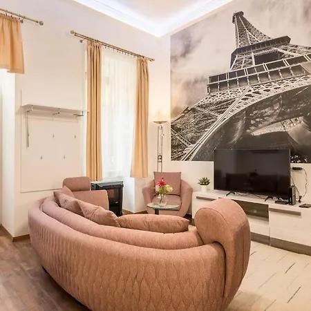 Brody Holiday-Calm And Comfort With Two Double Bed Budapest Exterior photo